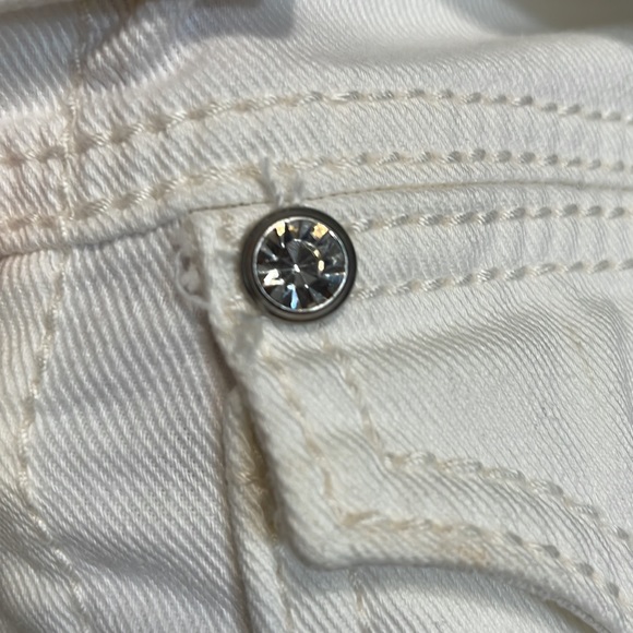 Miss Me White Crop Jean Jacket- EUC - Picture 5 of 15